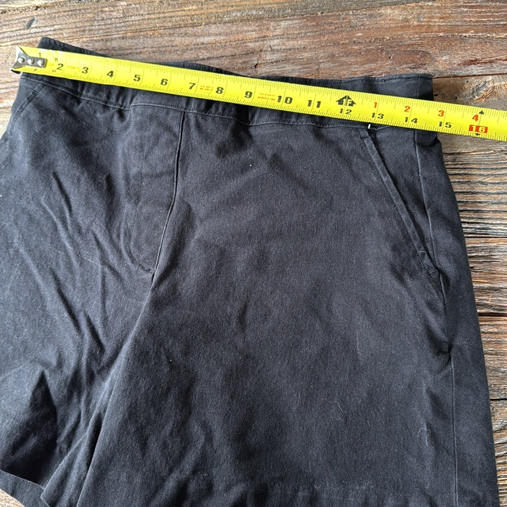 SPANX tummy control flat front 5” black shorts‎ size Small - Picture 6 of 7